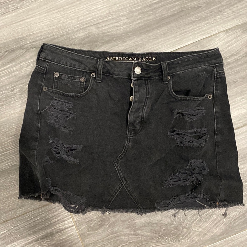 American Eagle black denim skirt